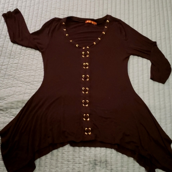 3/$20 Handkerchief hem tunic - Picture 6 of 7